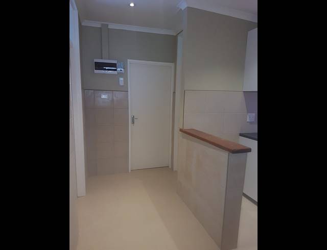 6 BEDROOM HOUSE SOLD IN MONTFORD